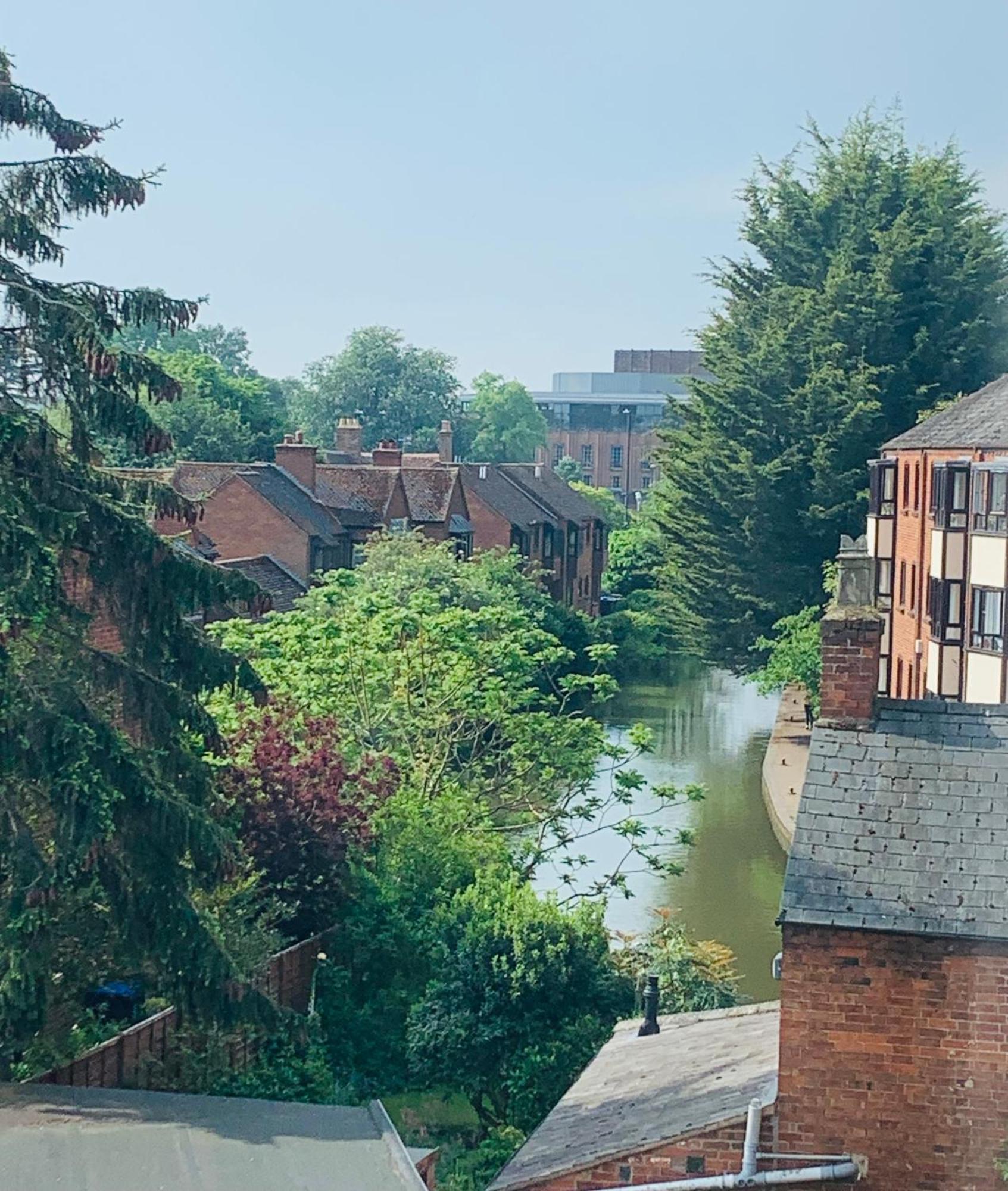 Stratford Upon Avon: 2 Bed Town Centre Apartment, Parking For One Car Buitenkant foto